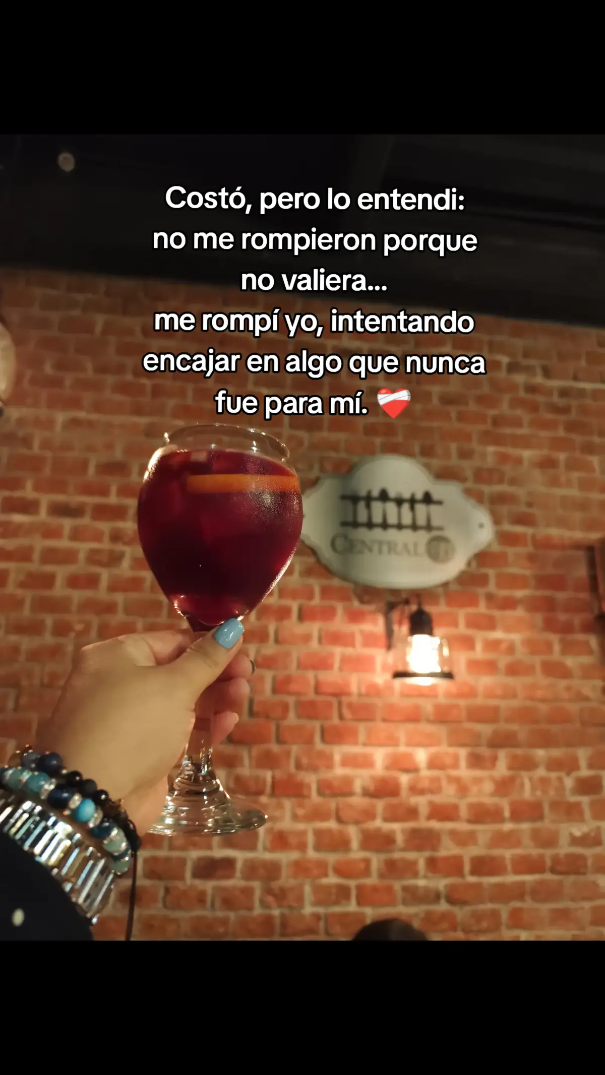 🤍No me rompieron porque no valiera...❤️‍🩹  #fuistetu #ricardoarjona #ricardoarjonaoficial  #pfy #pfyp❤❤❤シ #tik_tok #viral #songlyrics #letrasdecanciones #tendenciatiktok #pypシ #musicaromantica #lyricsvideo #amorverdadero 