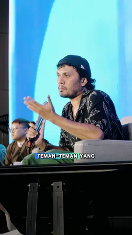 Parenting itu bukan soal cinta dan pengorbanan aja — tapi soal ilmu📚 〰️〰️〰️〰️〰️〰️〰️〰️〰️〰️〰️〰️〰️〰️〰️ Jadwal sharing time Ust. @Hanan Attaki insyaallah: 20 Juli: MEDAN 26-27Juli: MAKASSAR 16 Agustus : BALIKPAPAN 17 Agustus: SAMARINDA 24 Agustus : PALEMBANG 5 September : DENPASAR 31 Agustus: LAMPUNG 21 September: LOMBOK 27-29 September: BANJARMASIN Cara daftarnya di website ➡️ sharingtimeuha.com 😊 #sharingtime #hananattaki #ayahamanah #solo #jakarta                 