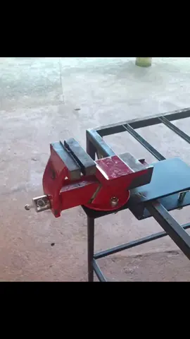 #chaveiros #craftsmanship #handcrafted #fabrication #fyy #chaveiroemaçoinox #fabricaçaodechaveiro #foryoutiktok #foryou #viral #staillessteel #keychainkraf #handcrafted #custommade #handmade 