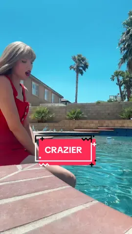 Just let it flooooooooooooow ✨ #crazier #hannahmontana #summervibes #SummerFashion 