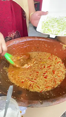 Kita usahakan maka rujak serut nya dapur chili gaiis🤪🤤🔥🔥🔥#fypシ゚viral #makananviral #rujakserut #maduraviral #pamekasanmadura #fyppalengaanlaok #makananpedas 