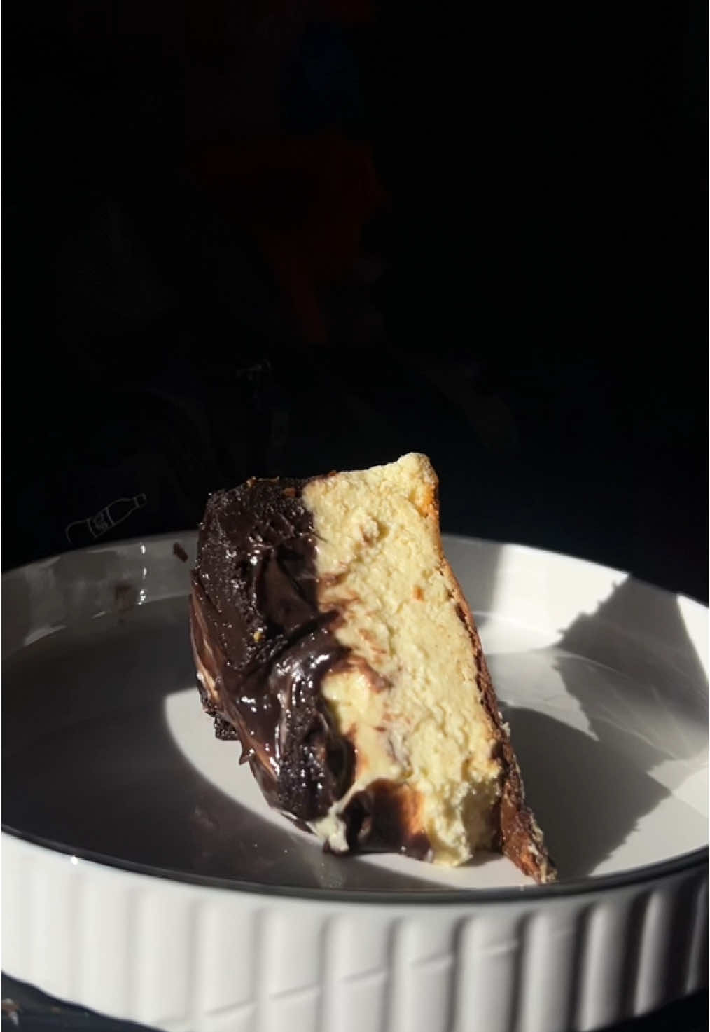 #burntcheesecake #basqueburntcheesecake #brownieburntcheesecake manifesting chocolate lumer, akhirnya beneran terwujud 🥹
