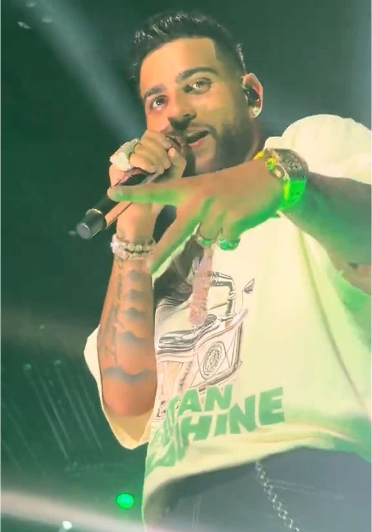 @KARAN AUJLA #karanaujla#worldtour#newjersey#punjabi 