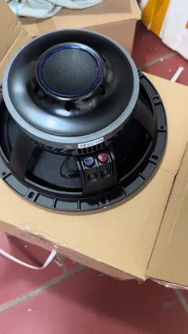 xả loa bass 30 rcf từ 190 coil 76 