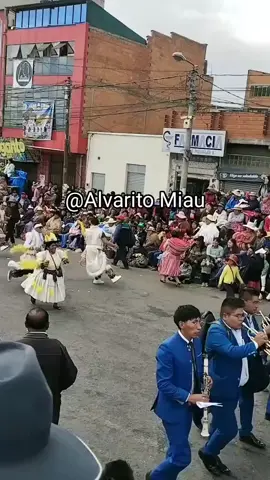 La Caserita Bailando Feliz #entrada16dejulio #elaltobolivia🇧🇴🥰 #dale❤️ #capcut #tobasbolivia#tobasbolivia🇧🇴 #tobasbolivia #tobasabeliturralde
