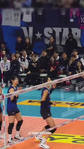 อย่าให้เครื่องพี่ติด😁#กัปตันคิม #คิมยอนคยอง #kimyk10  #kimyeonkoung #เฮียคิม🇰🇷 #김연경 #เฮียคิมคนหล่อ #ผู้หญิงหล่อ #อย่าปิดการมองเห็น #tiktok 