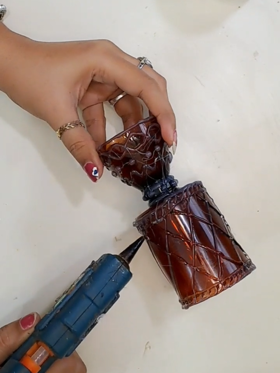 wast medicine plastic bottle reuse ideas #DIY #medicinebottle #craft #ideas #reuse #recycle #recycling #upcycling #homedecor #calndleholder #sierraleonetiktok🇸🇱 #tiktokpakistan #artandcraft 