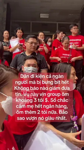 Dân đi kiện cả ngàn người mà bị bưng bít hết Không báo nào giám đưa tin. Vụ này vịn group ôm khoảng 3 tỏi $. Sổ chắc cắm mẹ hết ngân hàng, ôm thêm 2 tỏi nữa. Bảo sao vượn nó giàu nhất. #vinhomes #vinhomesoceanpark #vingroup #vinfast #vin #phamnhatvuong #hanoi  