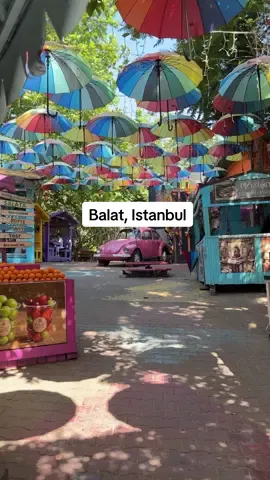 A day in Balat, Istanbul’s most colorful neighborhood 🌈 #balat#istanbul#turkiye#turkey🇹🇷  