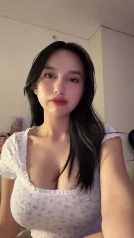lagunya enak 😩
