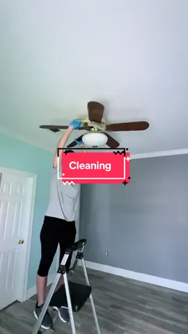 Crazy Cleaning #crazycleaninglady222 #cleaningtiktok #CleanTok #cleaningtips #crazycleaning 