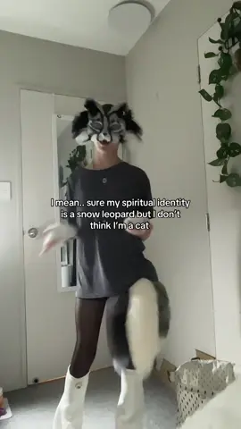 it’s so simple being a therian #therian #crafting #alterhuman #otherkin #otherpaw #quadrobics #quadrobicsjump #therianmask #viralvideo #theriancommunity #hatersgonnahate #fyp #6kfollowers #6kfollowers 