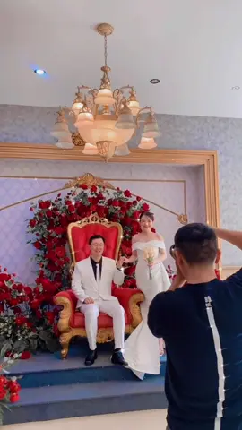 Sáng nay team check in phim trường The Windmill cho cặp đôi Rể Hàn Dâu Việt 🤵🏻👰🏻‍♀️📸💄 Xứng đôi quá đi nhoo 🫶 LUONGPRO STUDIO  _________________ 💄💄💄 NHẬN TRANG ĐIỂM CÔ DÂU ,KHÁCK TIỆC ,CHỤP HÌNH . #MakeUp #Bridal #Wedding #BYTEAMLUONGPRO               ___________________ Pʀᴇᴡᴇᴅᴅɪɴɢ Aʟʙᴜᴍ ʙʏ LUONGPRO #LuongProStudio #Trọn_gói_ngày_cưới . #Trọn_gói_chụp_album_ngoại_cảnh. #Trọn_gói_chụp_album_ngoại_cảnh_và_ngày_cưới. #Makeup_Tiệc. #Makeup_Cô_Dâu. #Chụp_thời_trang  #Chụp_gia_đình #Chụp_Baby. #CHỤP_ẢNH_CƯỚI_ĐẸP_GIÁ_RẺ_BÌNH_DƯƠNG. #VÁY_CƯỚI_ĐẸP_GIÁ_RẺ_BÌNH_DƯƠNG. #MAKEUP_XINH_LUNG_LINH ..