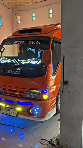 jetbus selesai pemasangan bemper dan kaki-kaki makin cakep aja #drifermuda #bosmuda #elfmodifikasi #fyp #jb5 #jetbus 