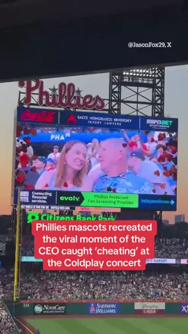 Phillies mascots recreated the viral moment of the CEO caught ‘cheating’ at the Coldplay concert #coldplay 