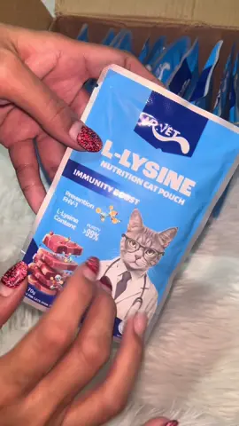 130 pesos lang 12 packs na‼️‼️#relatadopets #relatadocats #mrvet #wetfood #cattok #catsoftiktok #CapCut 