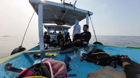 Sebuah perjalanan untuk jauh mendalami peran Bukan berani di darat semata namun jauh lebih dari itu yang kalian tidak tahu Bersama @wiludivecenter dan @mancil.anakselam  Let's Goooo.... #pemadamjakarta #pulaupramuka #damkarcore #dive #wiludivecenter #indonesiafirefighter #djiindonesia 