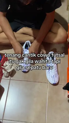 #anakfutsal #futsalplayer #futsalindonesia #futsal #futsalstory #futsaltrend #fyppppppppppppppppppppppp 