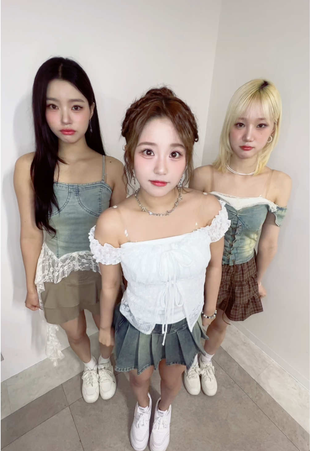 첫사랑의 바라밤 … 보고 가실분 앞에 계시물에 4명 더 있어요… ㅋㅋㅋㅋㅋㅋ  #첫사랑 #CSR #두나 #유나 #예함 