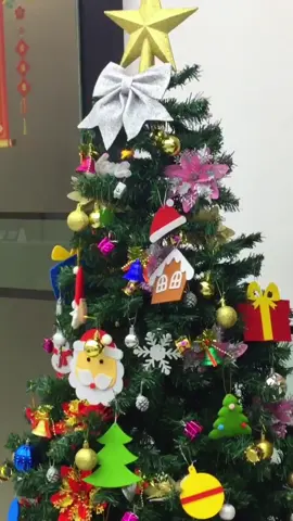 Beautiful decor sa Christmas tree!!! Artificial green Christmas tree for holiday 😍😍😍#christmastree #christmasdecor #christmastiktok #merrychristmas #fyp #fypシ #fyppppppppppppppppppppppp 