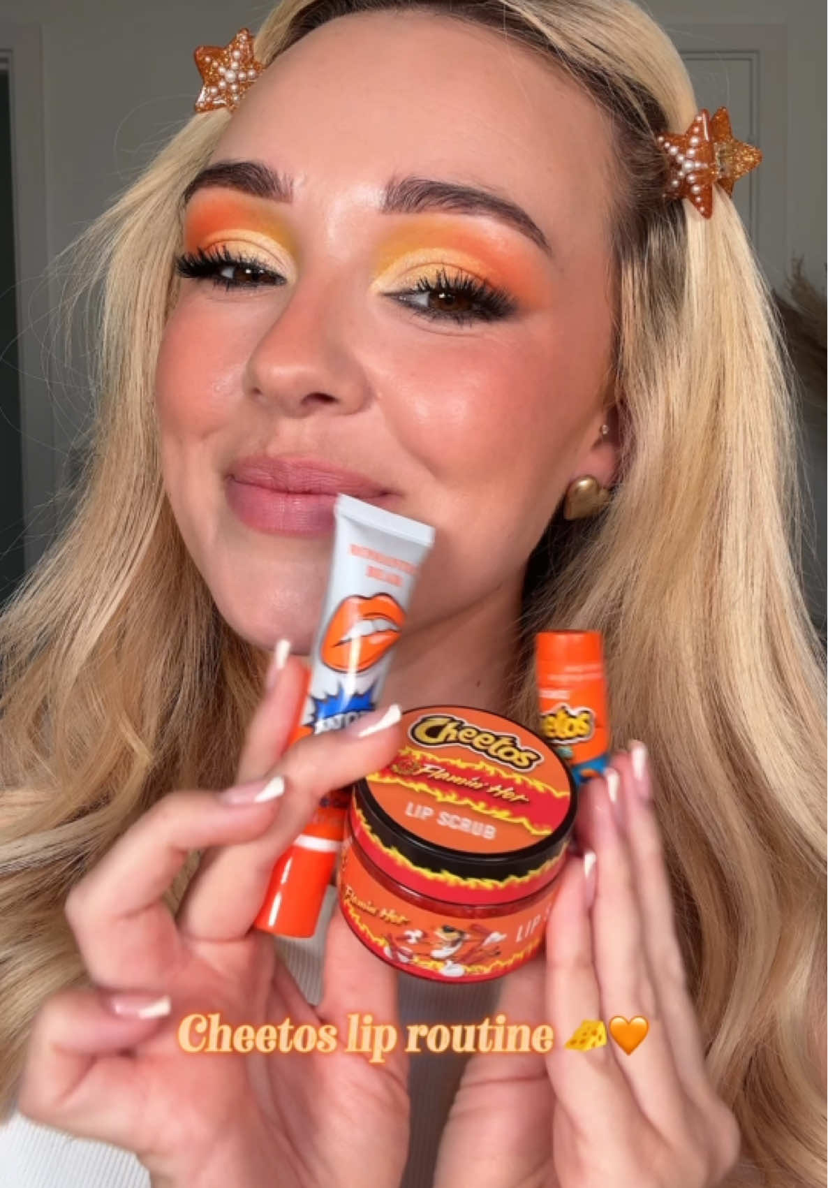 Cheetos lip routine! 🧀🧡 #funmakeup #lipcombo #liproutine #makeup 