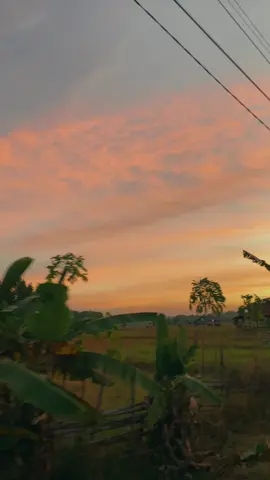 Sektor dengan keindahan langitnya.#aesthetic #vibes #sunset #masukberandafyp #fyp 