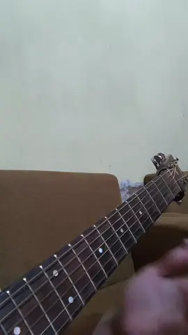 intro Bondan prakoso & Fade 2 Black - Keroncong Protol #intro #bondanprakoso #keroncongprotol #gitar #gitarakustik #bondanprakosofade2black 