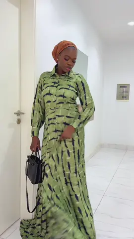 Les couleurs sont sublimes ✨ #tiktokabidjan🇨🇮 #tiktokmali🇲🇱223 #modestfashion #guinee🇬🇳🇬🇳 #dakar #senegalaise_tik_tok🇸🇳 