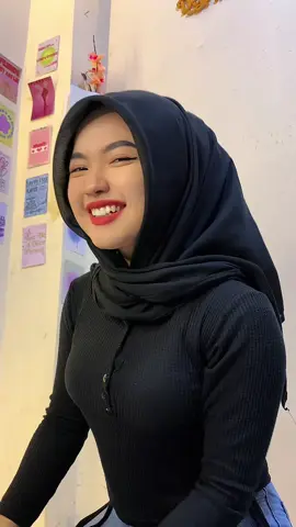 Teteh Sunda ikutan boleh yaaa #foryou #fypシ #fyppppppppppppppppppppppp #herey #orangsunda #fypage #tiktokindonesia #fypp #fypdong #fyp #guyonwaton #justcontent #becanda 