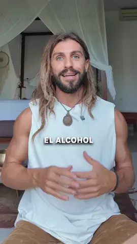 Lo dejé cuando entendí todo lo que me estaba quitando. Claridad. Sueño profundo. Conexión real. En una cultura que normaliza anestesiarse, la calma parece extraña. Pero cuando sanás tu sistema nervioso, ya no necesitás escaparte para sentirte bien. La presencia empieza a alcanzar. Y tu vida se comienza a expandir. 🫁 ¿Alguna vez sentiste que algo 