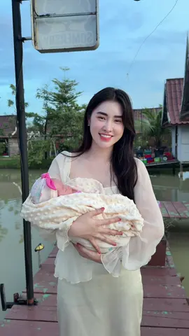 #👩🏻‍🍼 #☺️ #🥰 