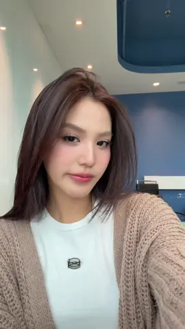 ฟังนะ!! เรื่องมันเป็นงี้~ 💋 #EmiBonniexMaybelline #ลิฟเตอร์กลอสไฮยา #ปากฉ่ำฟูโนฟิลเลอร์ #MaybellineLifterGloss #เบอร์005
