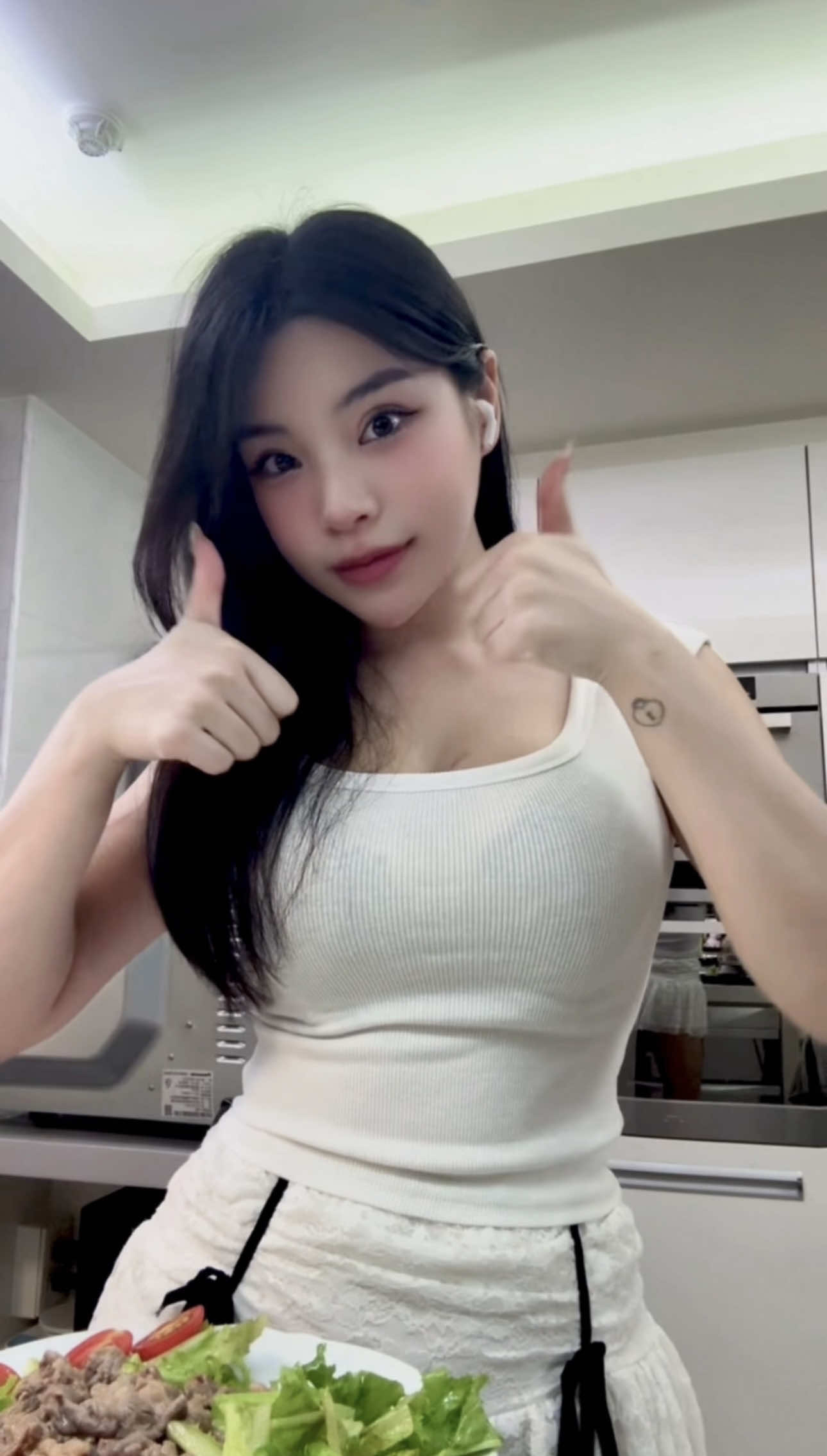 愛做菜的女生會不會加分？😳 #越南人在台灣🇻🇳🇹🇼 #duhocsinhdailoan #fyp #越南 #viral #trending 