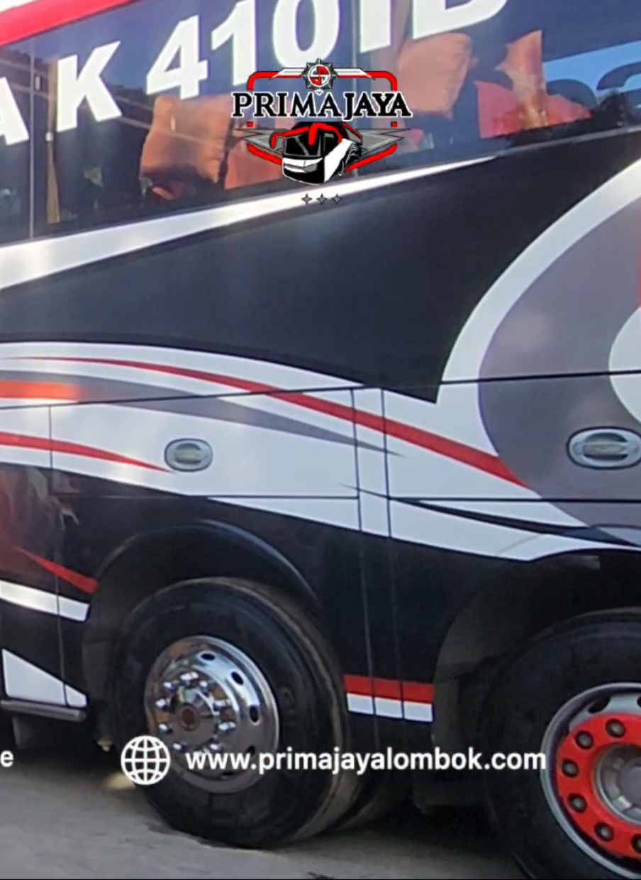 Scania Series Pelayanan Maxi, Kenyamanan Pasti Pemesanan dan pengaduan: 0811378017 (Mataram) 0811376017 (Bima) 0811376019 (Jakarta) 08123923169 (call center). atau bisa langsung klik link di profil👉 #bus #busmalam #busmania #otobusid #explorebus #terminalbusindonesia #buscomunityindonesia       @Putu Angga Mas Pradiptha @srigalung72 @Candra Wiguna @Rajendra @pernando @mbahPUBG @senang_naikbus @MELANCOLIS 