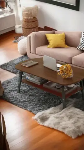Meja tamu 2 tingkat dengan desain minimalis dan multifungsi! Bisa untuk ruang tamu, kamar, atau kosan. Rak bawahnya praktis buat simpan buku atau pajangan. Harga terjangkau, tampilan tetap elegan! #MejaMultifungsi #MejaTamuMinimalis #DekorasiRumah #MejaKopiMurah #FurnitureEstetik
