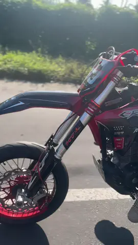 #supermoto #supermotoindonesia #supermotoherex #supermotoganteng #supermotocantik #crf #crfsupermoto #crf450 #crf150l #crfherexstyle #crf250r #crf250f #crf250r #crfsupermoto #fyp #fyp #fyppppppppppppppppppppppp #ftpシ゚viral #fypシ゚ #fypdong #fyppp #fypシ゚viral🖤tiktok #fypppppppppppppp #fypgakni #fypp #fyyyyyyyyyyyyyyyy #fyyyyyyyyyyyyyyyy #fypku #fyplah #fypシ゚viral🖤tiktok #winkwhite #supermotoganteng #crf450 #crf450supermoto #ft 