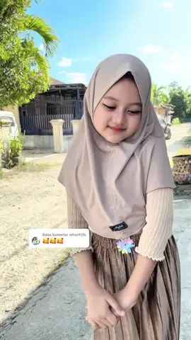Membalas @rehan92fc Bergo hijab non pet 😍 #jilbabanakterbaru #jilbabanak #hijabanak 