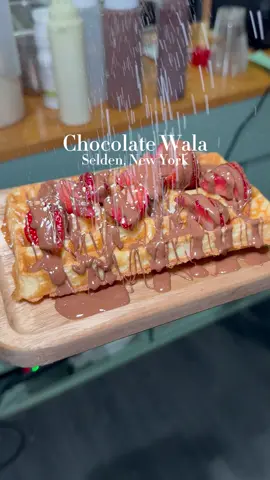 Where are my Long Island chocolate lovers? Bringing our Selden crowd that aesthetic dessert experience we all have been wanting!! Your new go to spot to satisfy all your chocolatey cravings is now here in Selden, New York! From chai and coffee to crepes and waffle sticks to everything dubai chocolate like the kunafa strawberry cups or the Dubai Chocolate Crepes! • • • #chocolatewalany #chocolate #crepes #dessert #waffles #dubaichocolate #kunafa #kunafastrawberry #dubaistrawberry #wafflestick #longisland #suffolkcounty #suffolk #nassaucounty #nassau #newyork #ny #whitechocolate #chai #coffee #latte #refreshers #dessertspots #dessertspot 