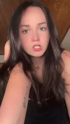 🤭 #fyp #fypシ゚viral #fürdich #italian #19yearsold #fy #perte #italy #calabria #italiangirl #foryou 