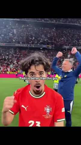 Vitinha🇵🇹🪄 || clears pedri #vitinha #pedri #edit #psg #fyp #parissaintgermain #kit #ucl #ligue1 #portugal🇵🇹 @𝑷𝑬𝑫𝑬𝑹 | 𝑪𝑪𝑬 ™️ 