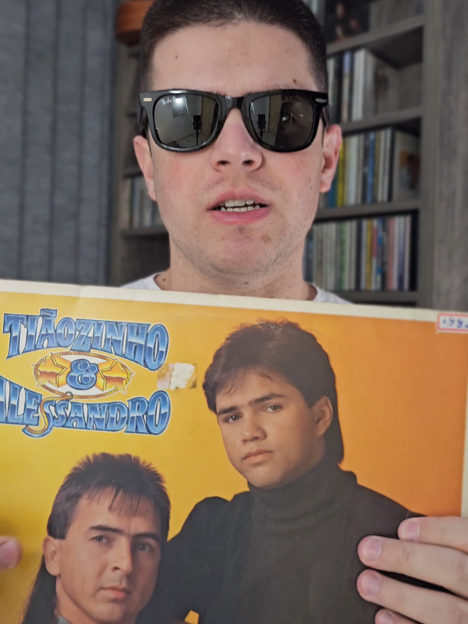 💿 “Meu Maior Sucesso” — Tiãozinho & Alessandro Um disco marcante da boa fase do sertanejo. #TiãozinhoEAlessandro #MeuMaiorSucesso #Sertanejo #VinilSertanejo
