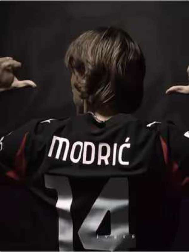 🫅🏼#milan #edit #acmilan #modric #explore #4u #fyp 
