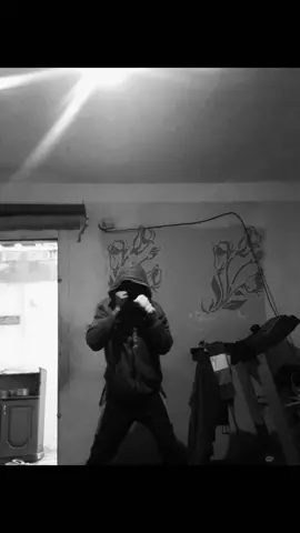 #workoutforhome  #ippo  #light  #shadowboxing  #boxing 
