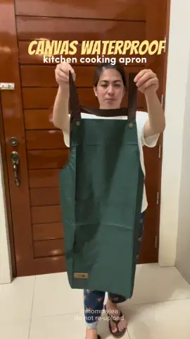 At syempre kahit nagluluto ka dapat maganda parin gamit mong apron at dapat waterproof #kitchenapron #canvaswaterproofapron #apronforcooking #apron 