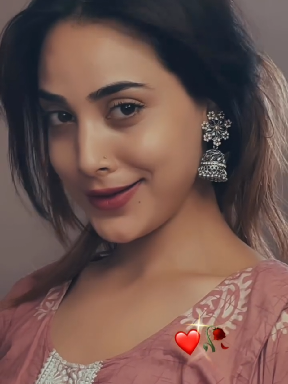 #viralvideo🔥 #foryoupage #official_reenakhan_987 
