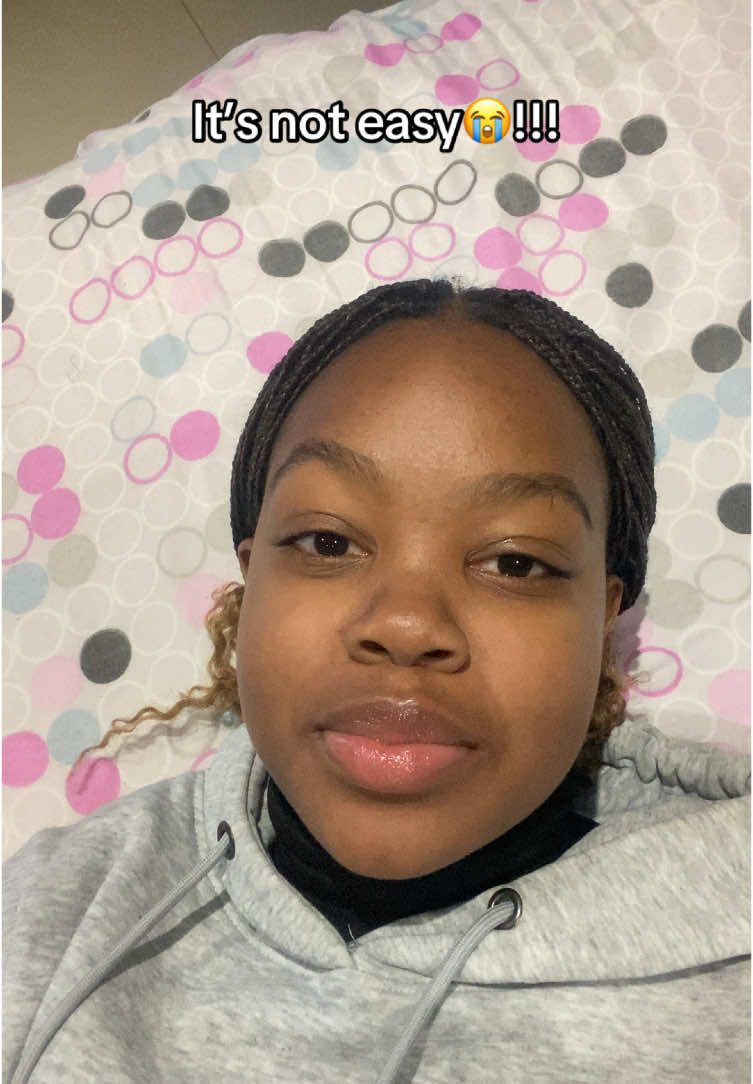 Nna ne ke batletswe distudy partner 😭#universityofbotswana🇧🇼 #tiktokbotswana🇧🇼tiktoksouthafrica🇿🇦 #firstyear #goviral #justjokes #justforfun #tiktoksouthafrica #varsity #viral_video 