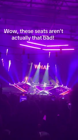 #greenscreenvideo the second stage being just a few rows ahead of me was the absolute best 🥹😭 #bigtimerush #raleigh #btr #fyp @Big Time Rush thank you for the best night! 