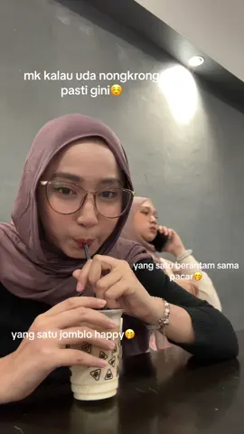 terlihat wajah” yang bahagia dan emosional🤭