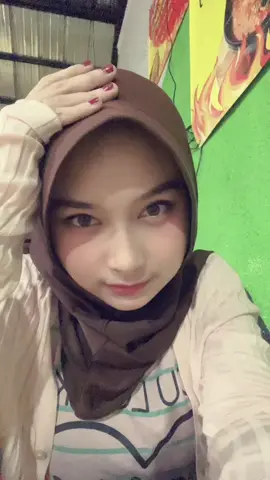 menjamet bersama bocil🙂‍↕️🤟🏻 #beranda #foryou 