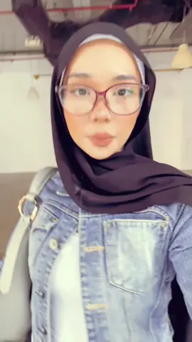 👄